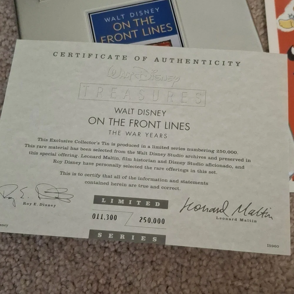 Disney Treasures Collection - Picture 7 of 9